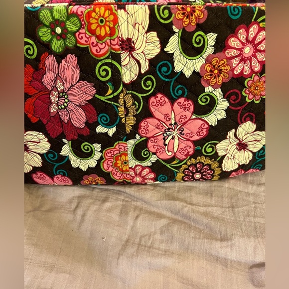 Vera Bradley Tote - Picture 3 of 3